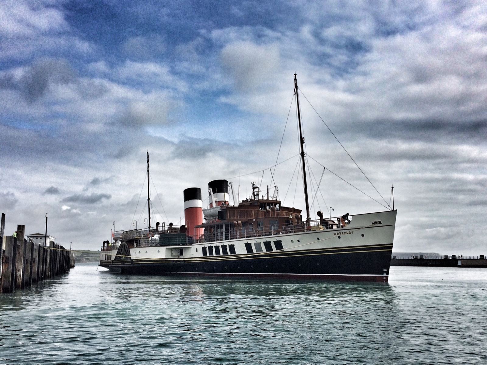 Waverley Paddlesteamer in Weymouth Harbour