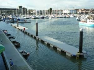 Floating Pontoon